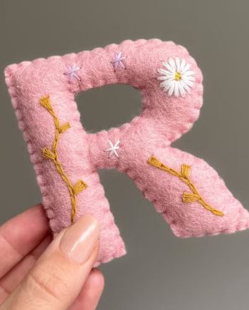 Gamcha Bogstav Light Pink Daisy-