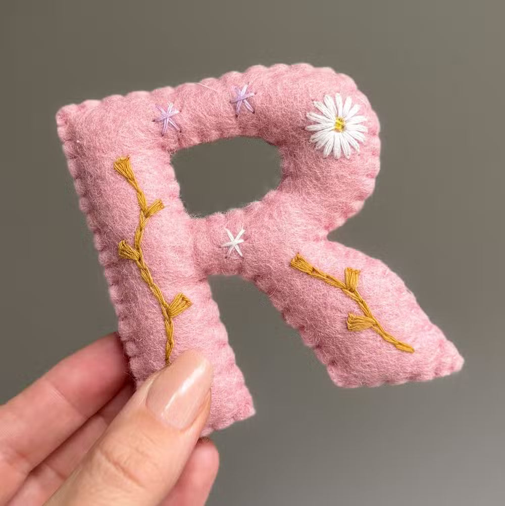 Gamcha Bogstav Light Pink Daisy-