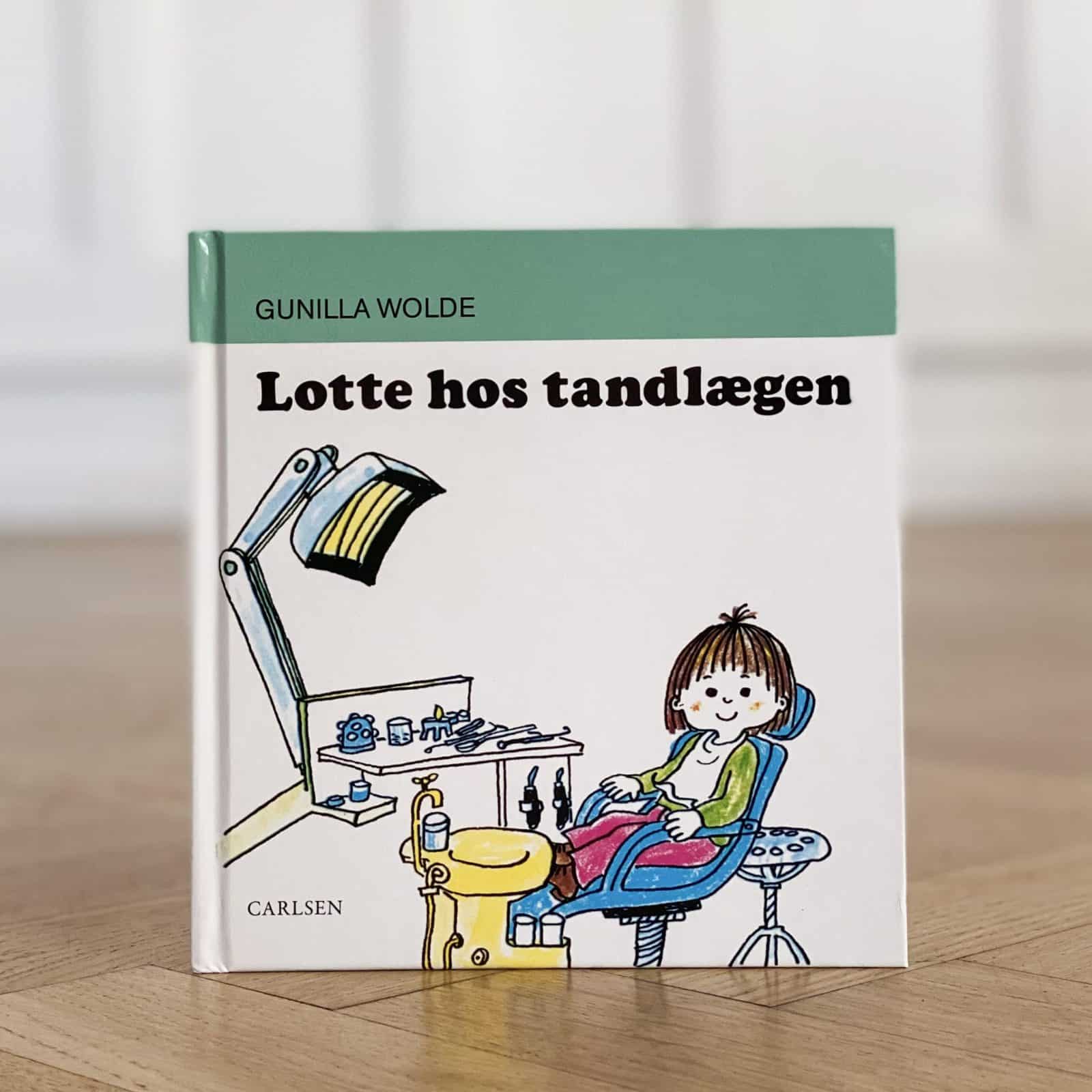 Lotte Hos Tandlægen