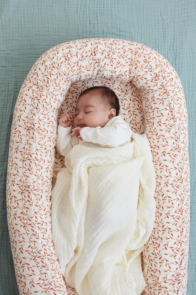 Babynest Caramel Leaves Cam Cam Copenhagen