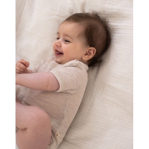 Body Med Kort ærme Og Knaplukning Over Den Ene Skulder Til Baby    100  økologisk Merino Uld Nature Melange 62