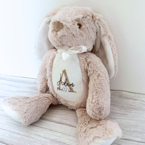 Kanin Med Navn Beige Brunt Bogstav Beige
